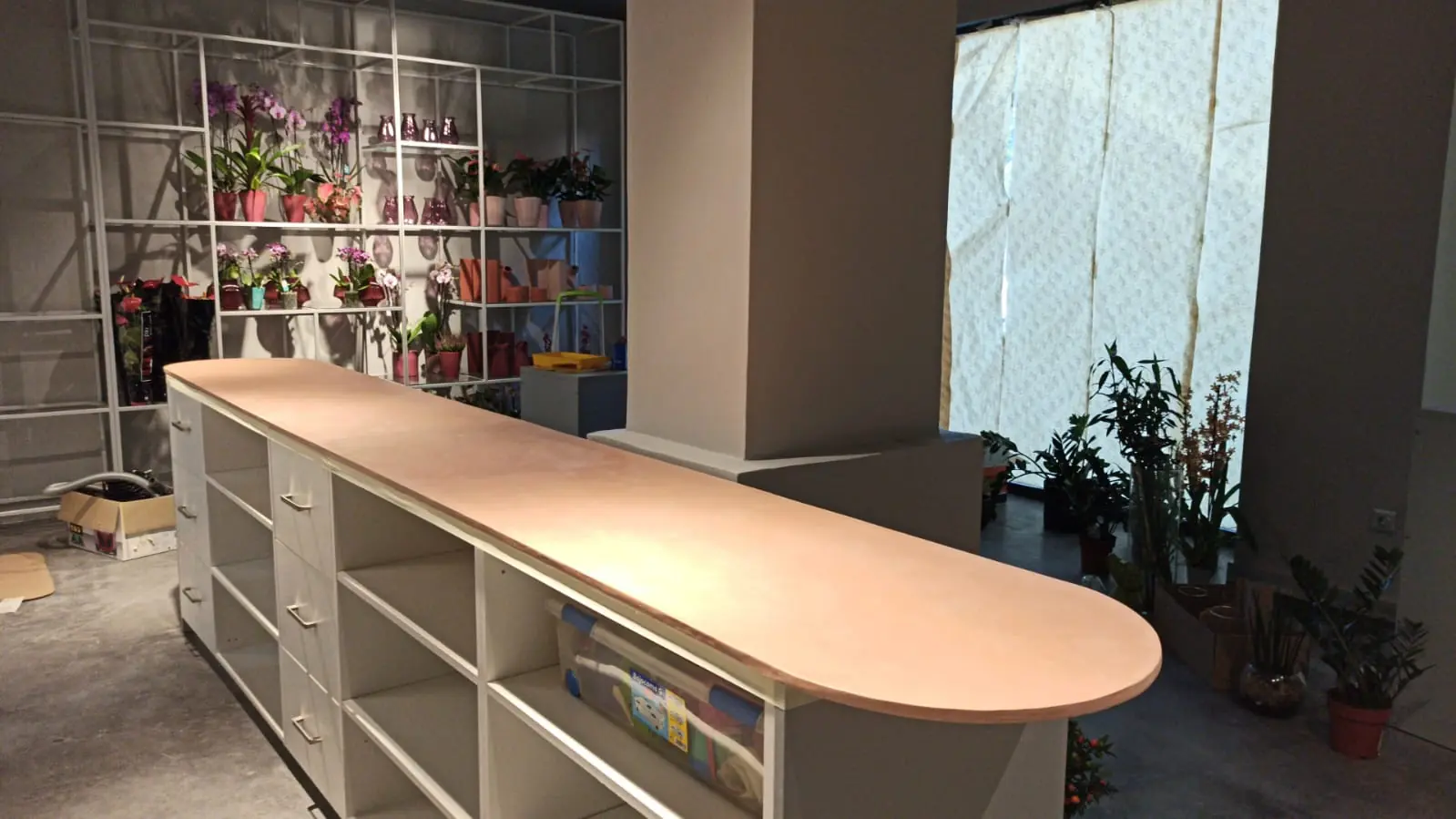 plase_3) Microcemento en tienda-008